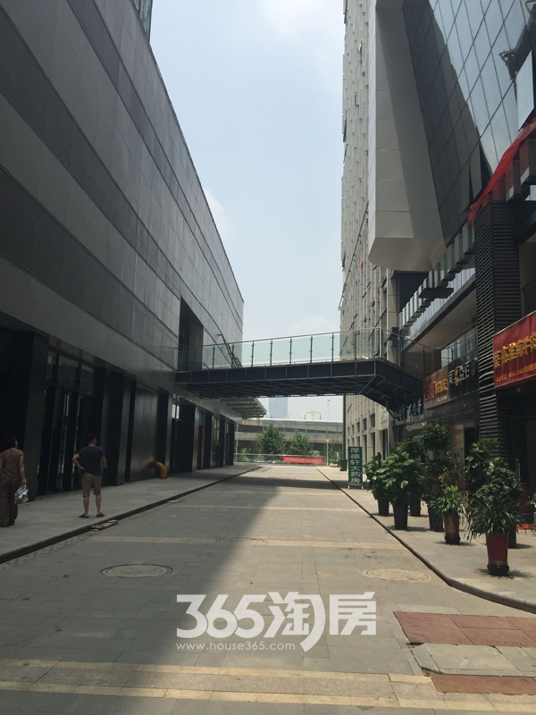 安粮城市广场商业实景