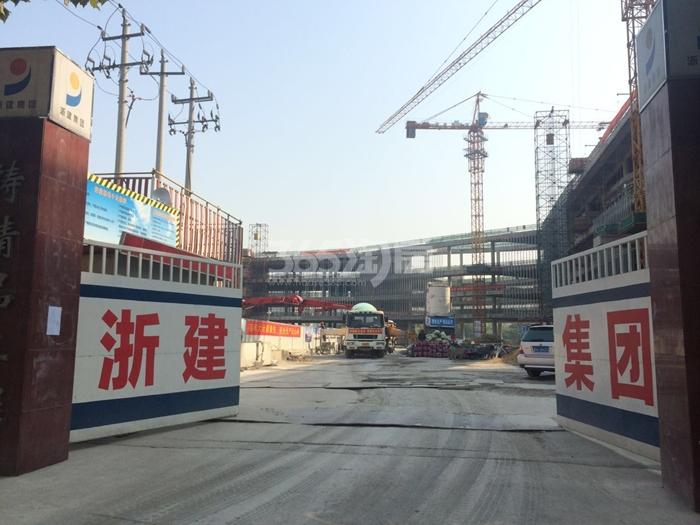 2015年10月中童巴比尼（杭州）项目实景--施工入口