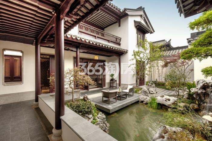 绿城江南里实景园区--庭院（户型建筑面积260方）